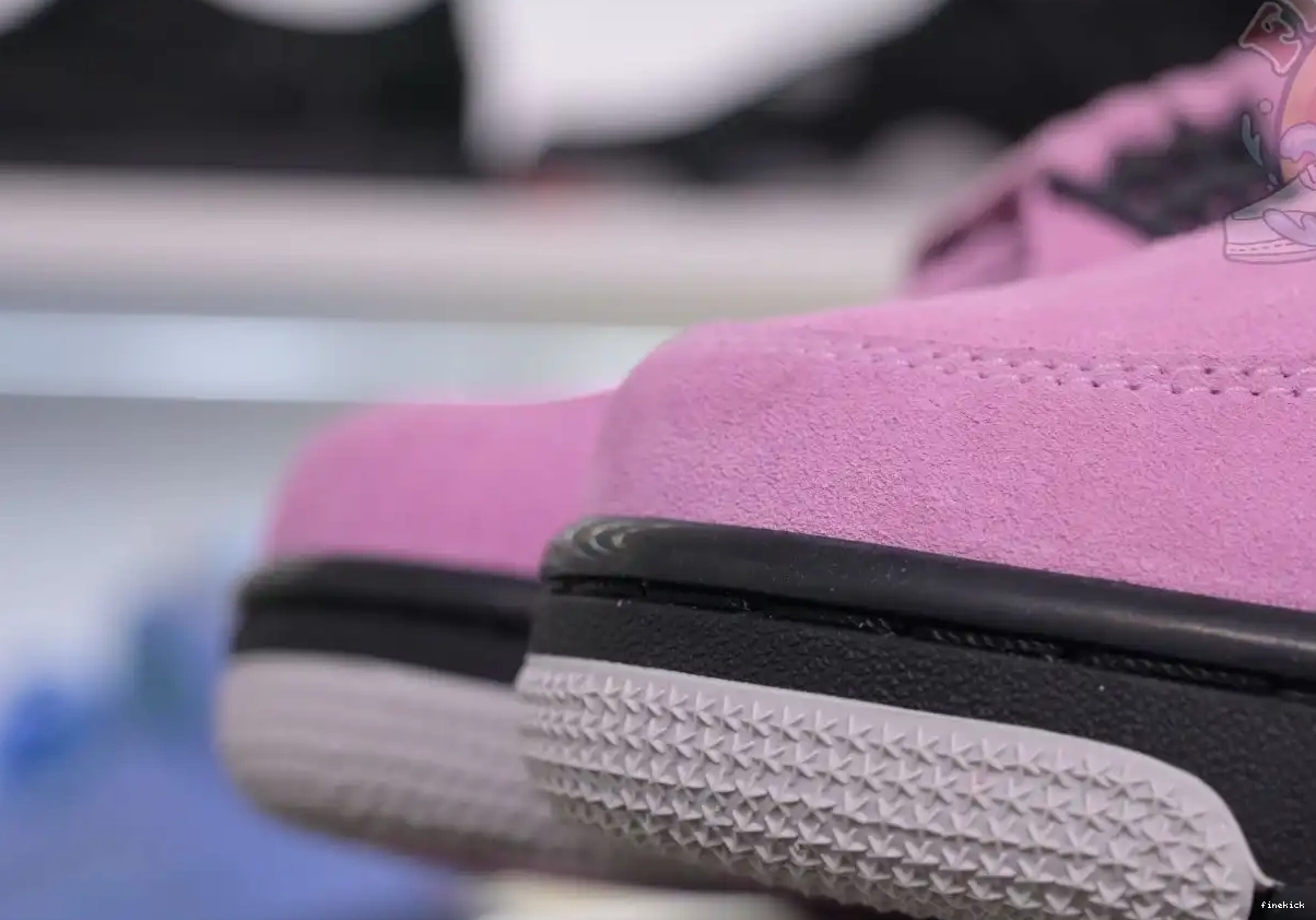 Jordan Air Jordan 4“Orchid” 0427
